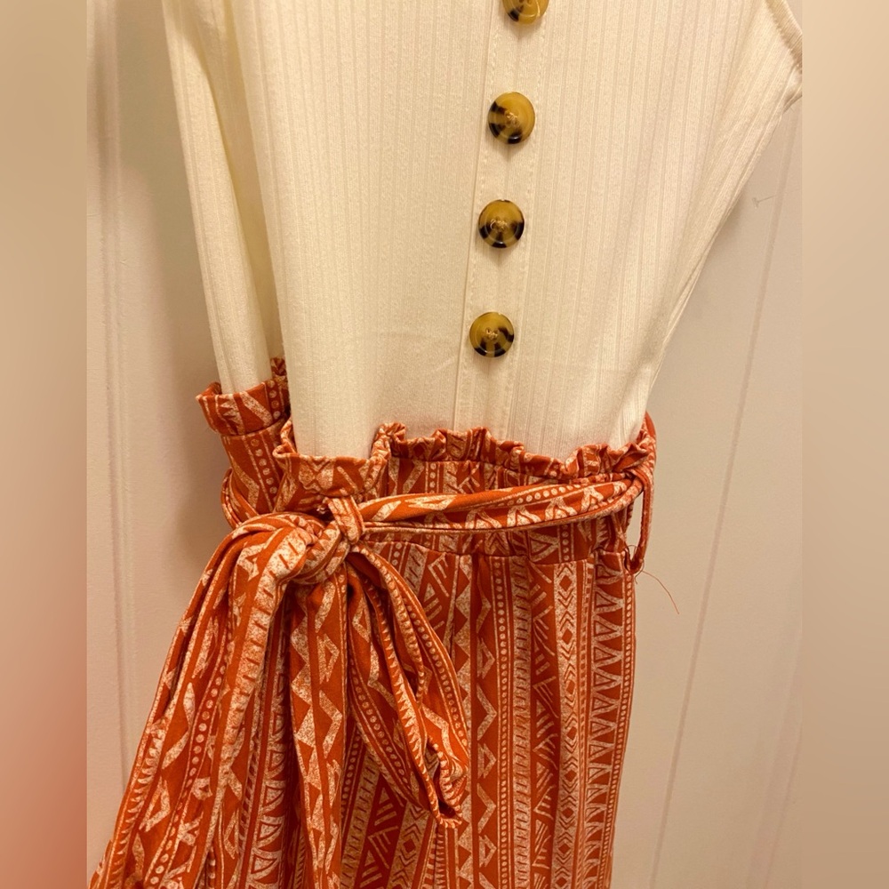 One piece, Jumper. Soft cotton, size medium.